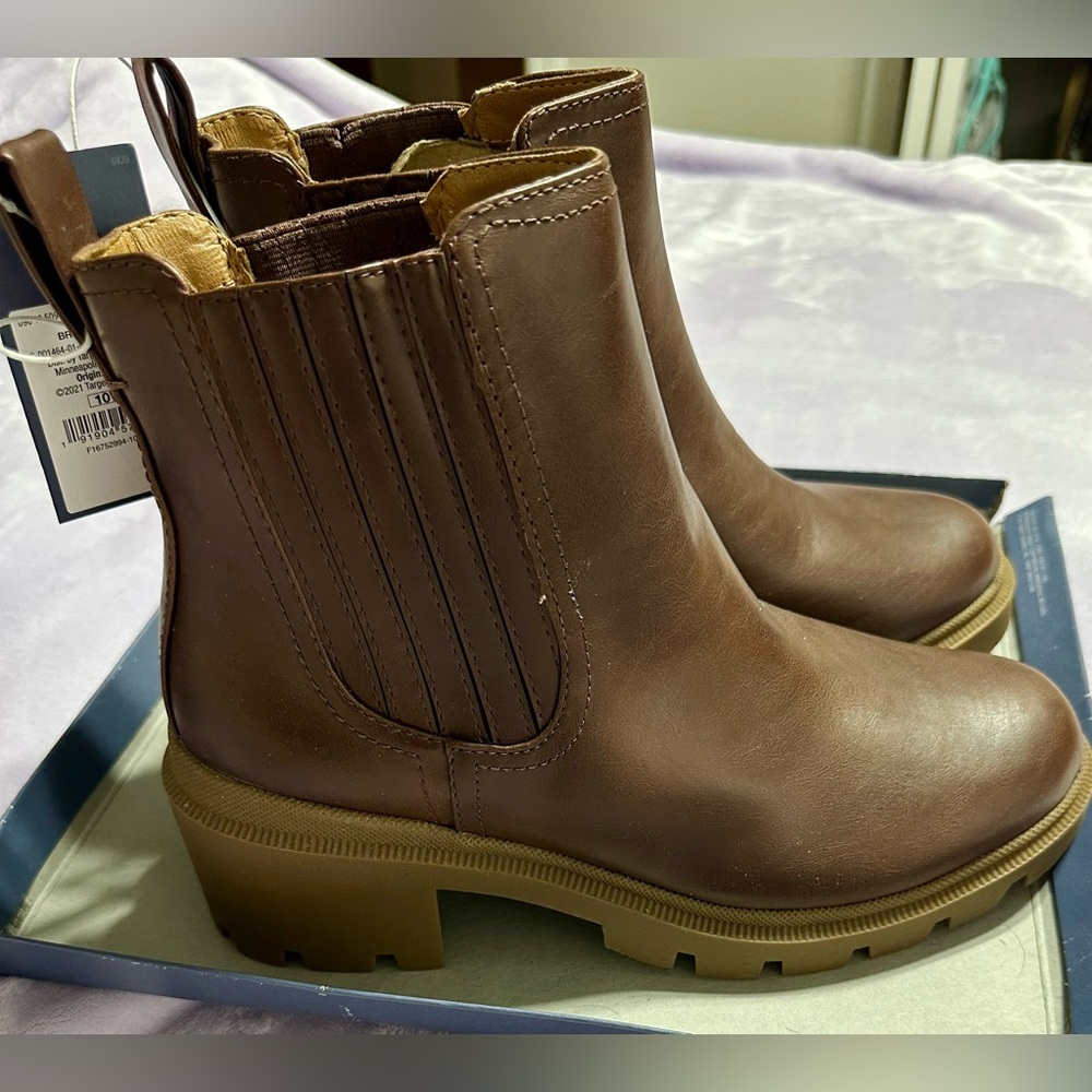 Naya boots